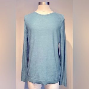 COPY - Long sleeve sweater